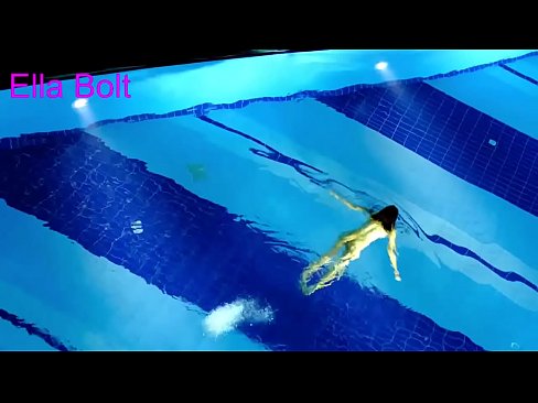 ❤️ หยุดดูไม่ได้เลย หนุ่มผมบลอนด์โดนจับได้ว่ายเปลือยกายอยู่ใน ELLA BOLT resort pool ️ ซูเปอร์โป๊ ที่เรา th.porno24-7.ru ❌️